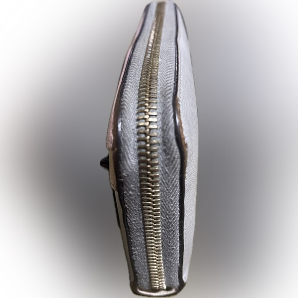 FENDI Vitello Elite Monster Eyes Zip Around Long Wallet Gray/Pink COA - Picture 5 of 8